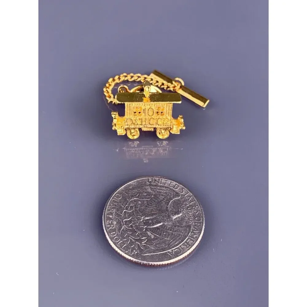 D&H C Co Railroad Train Caboose Tack Pin Gold Plated Delaware Hudson Canal VTG